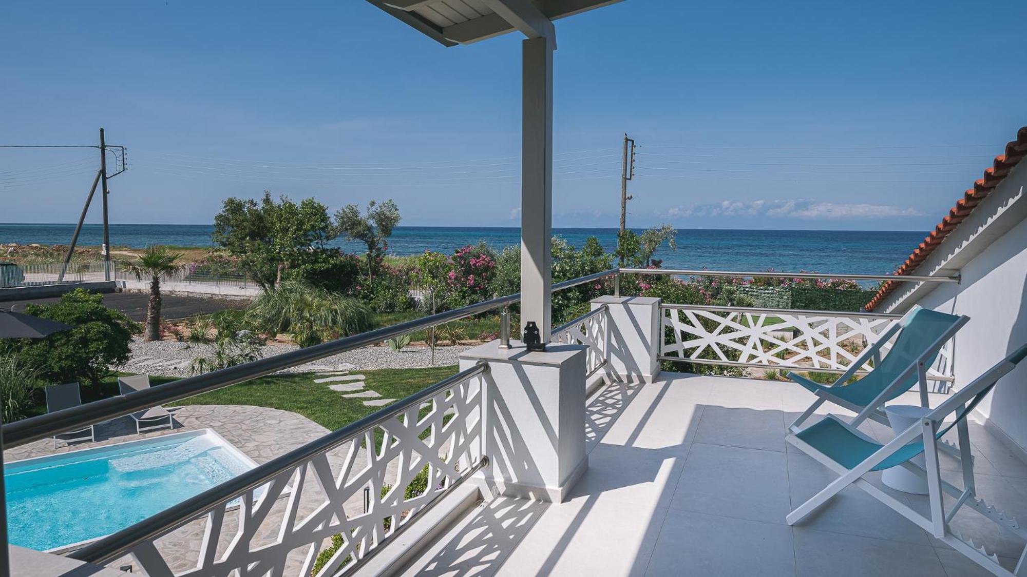 Electra Beachfront Suites, Nea Irakleia المظهر الخارجي الصورة