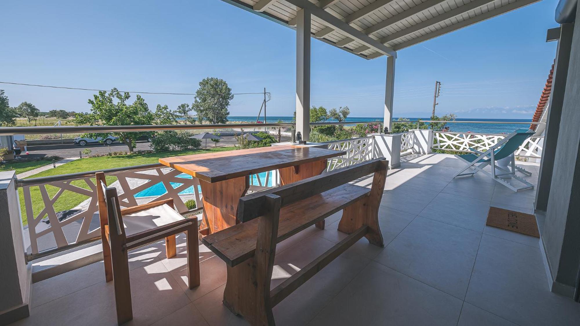 Electra Beachfront Suites, Nea Irakleia المظهر الخارجي الصورة
