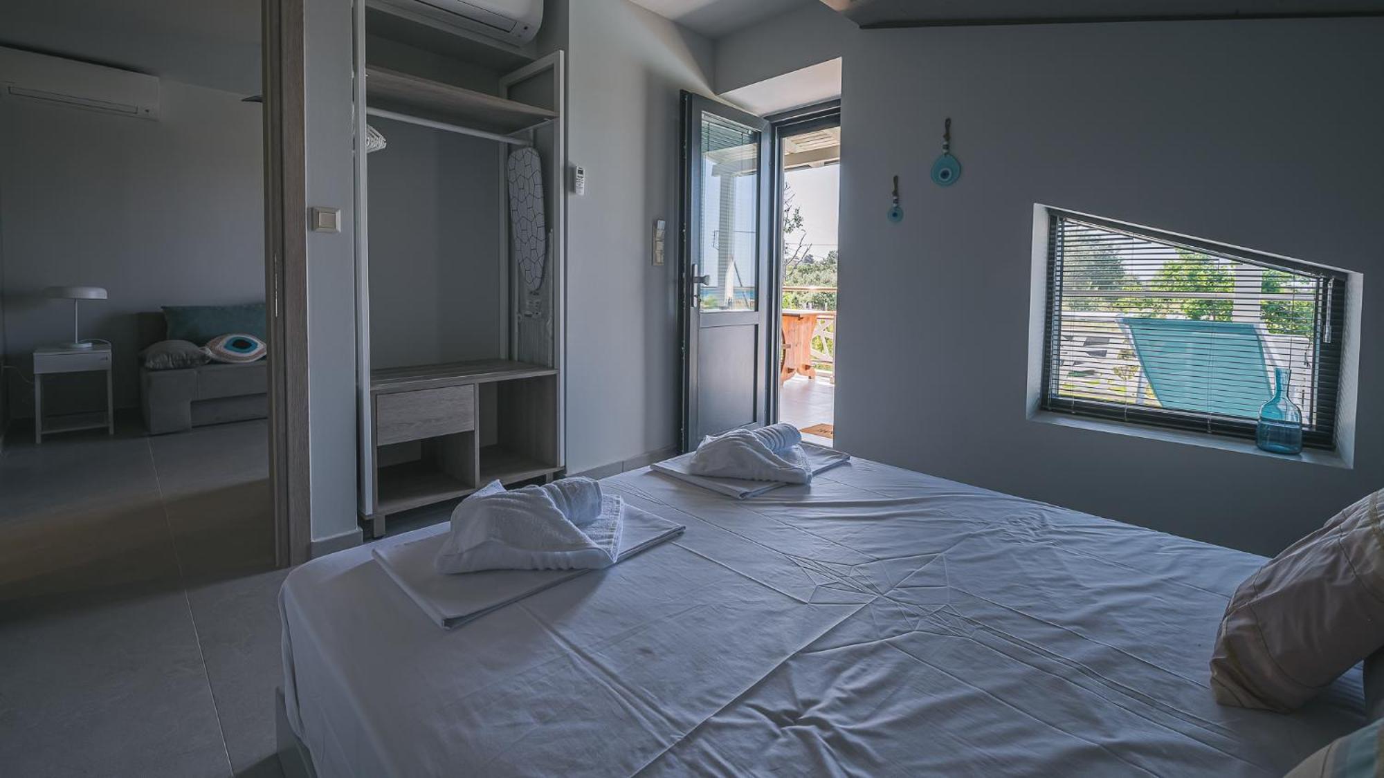 Electra Beachfront Suites, Nea Irakleia المظهر الخارجي الصورة