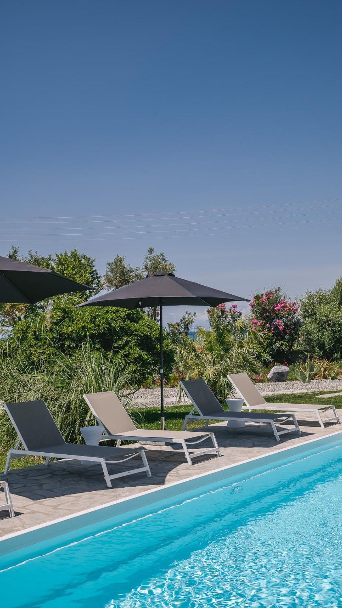 Electra Beachfront Suites, Nea Irakleia المظهر الخارجي الصورة